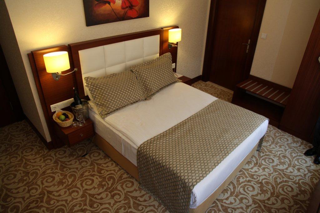 Asrin Business Hotel Kizilay Анкара Екстер'єр фото