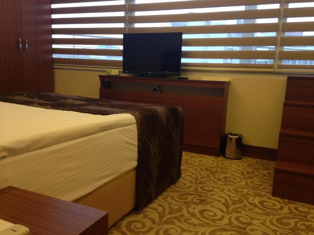 Asrin Business Hotel Kizilay Анкара Екстер'єр фото